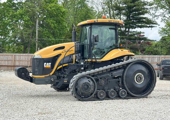 2004 Challenger MT755B
