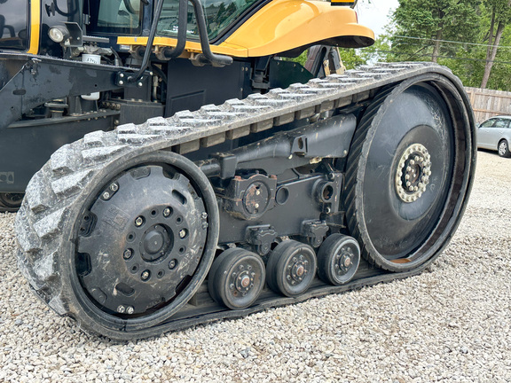 2004 Challenger MT755B