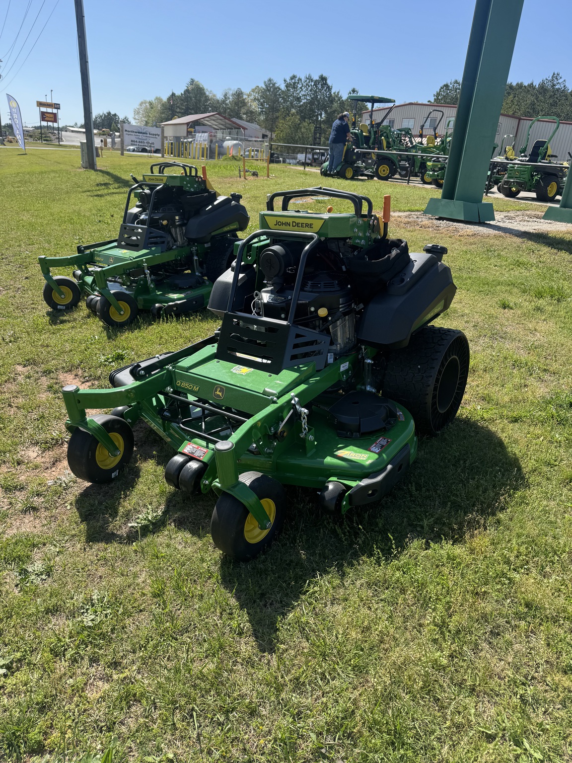 2025 John Deere q850m Image 2