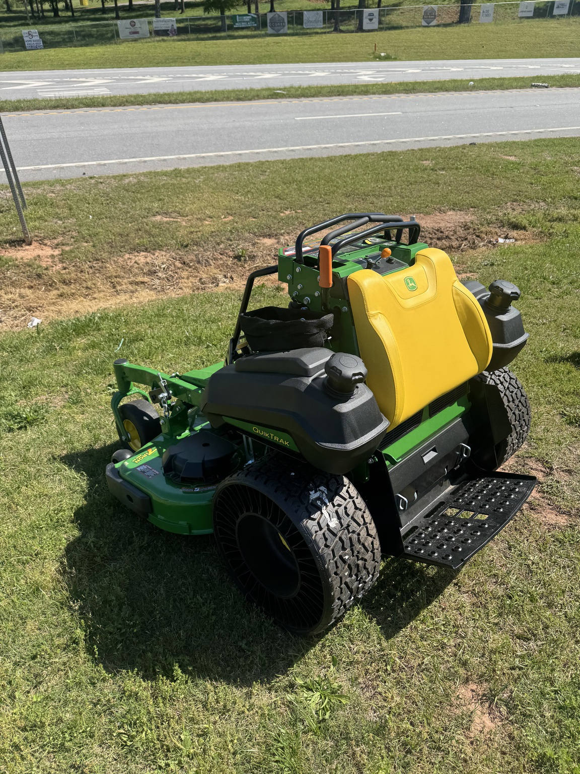2025 John Deere q850m Image 6
