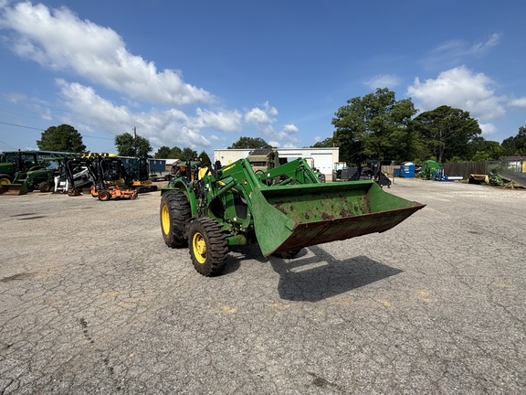 2022 John Deere 5075E