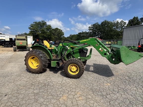 2022 John Deere 5075E