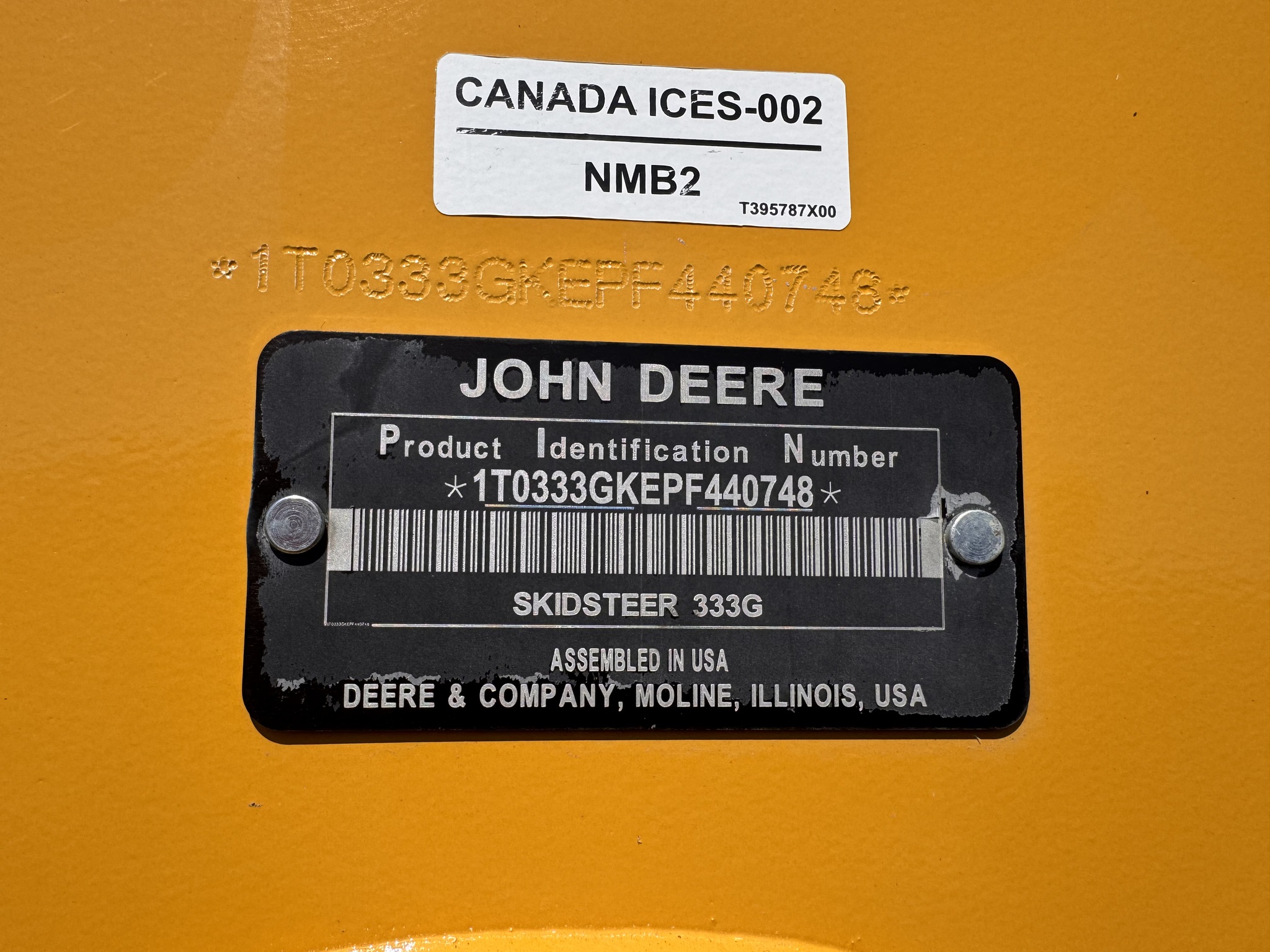 2023 John Deere 333G Image 18
