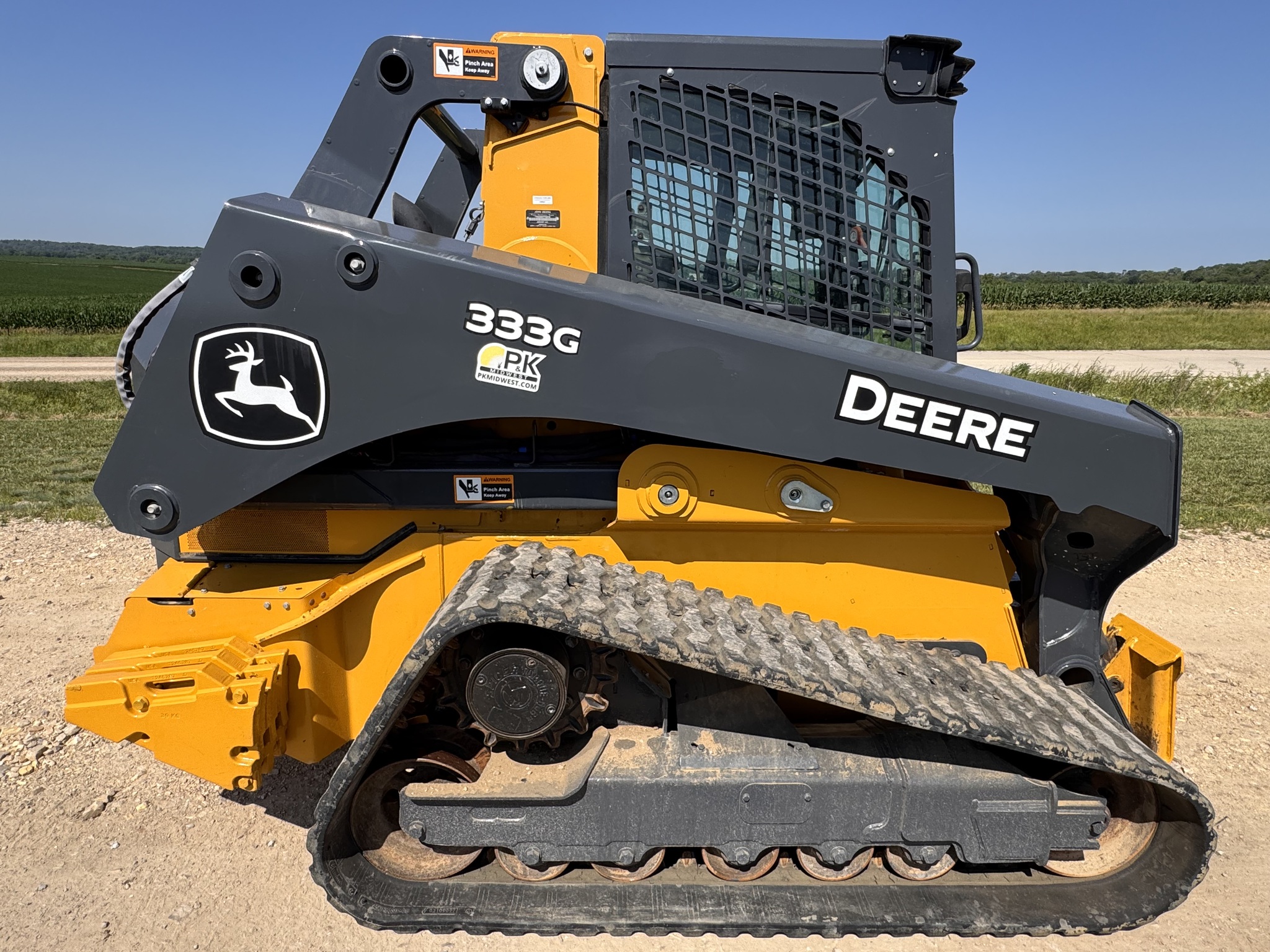 2023 John Deere 333G Image 2