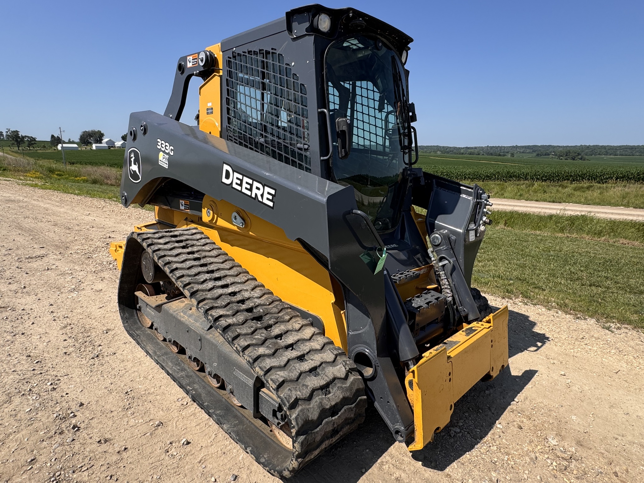 2023 John Deere 333G Image 3