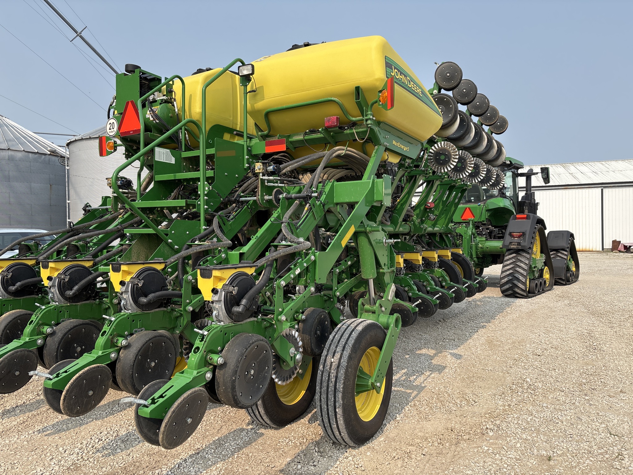Used 2021 John Deere 1795 Planters: Drawn at Koenig Equipment in Anna, OH - PhotoXL1