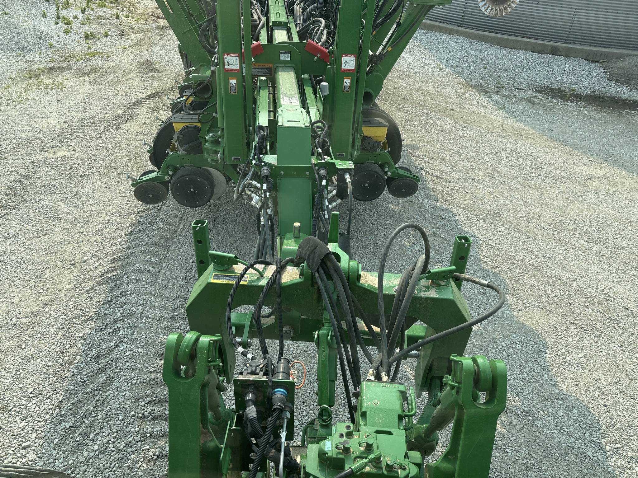 Used 2021 John Deere 1795 Planters: Drawn at Koenig Equipment in Anna, OH - PhotoXL25