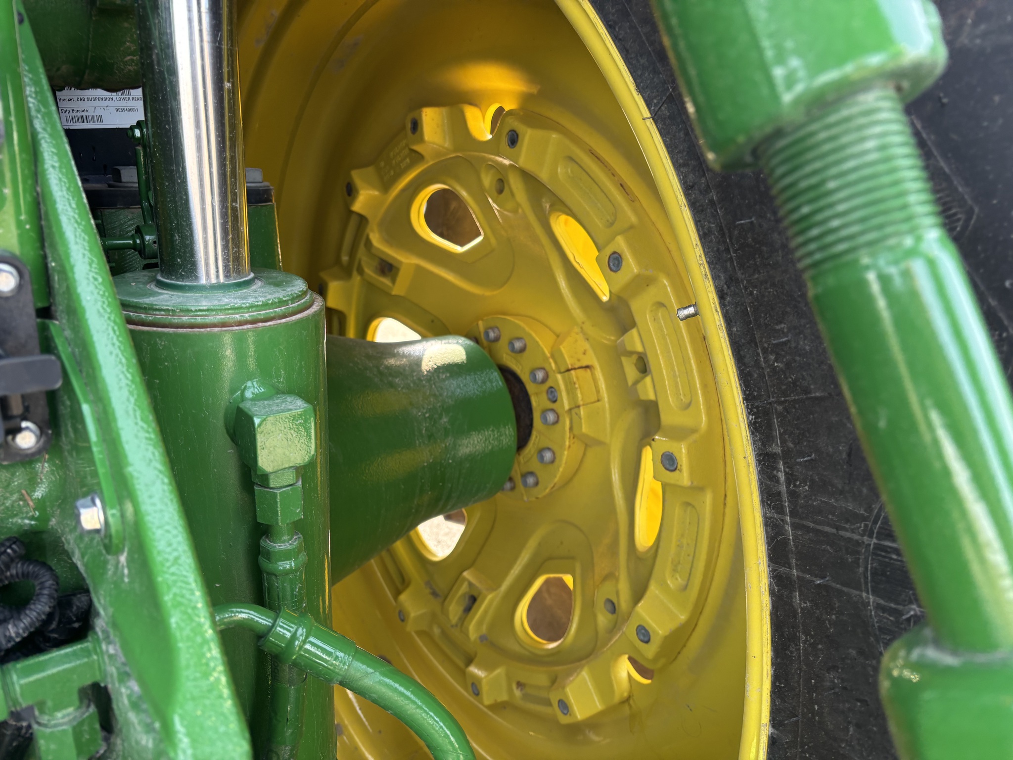 2024 John Deere 8R 370 Image 6