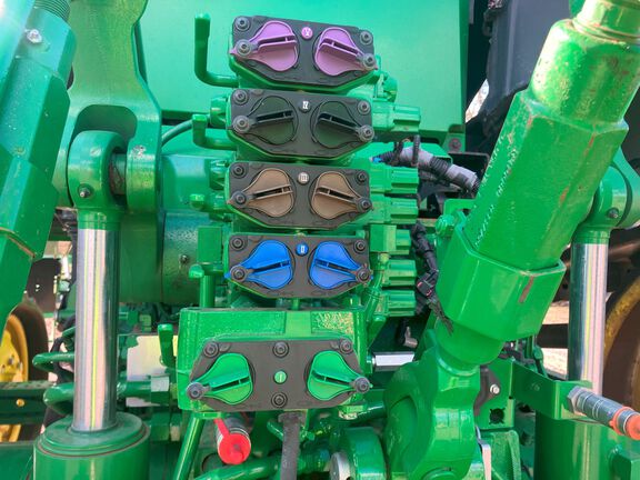 John Deere 8RT 370 image 12