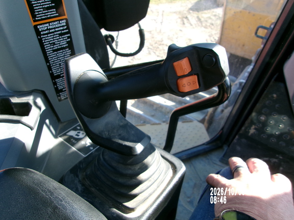 2025 John Deere 700 P