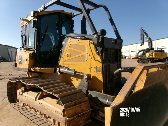 2025 John Deere 700 P