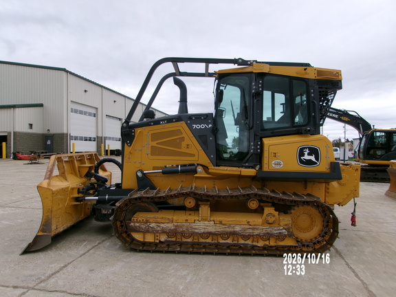 2025 John Deere 700 P