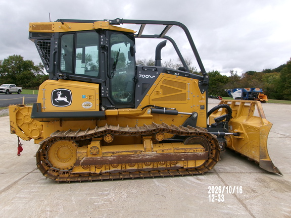 2025 John Deere 700 P