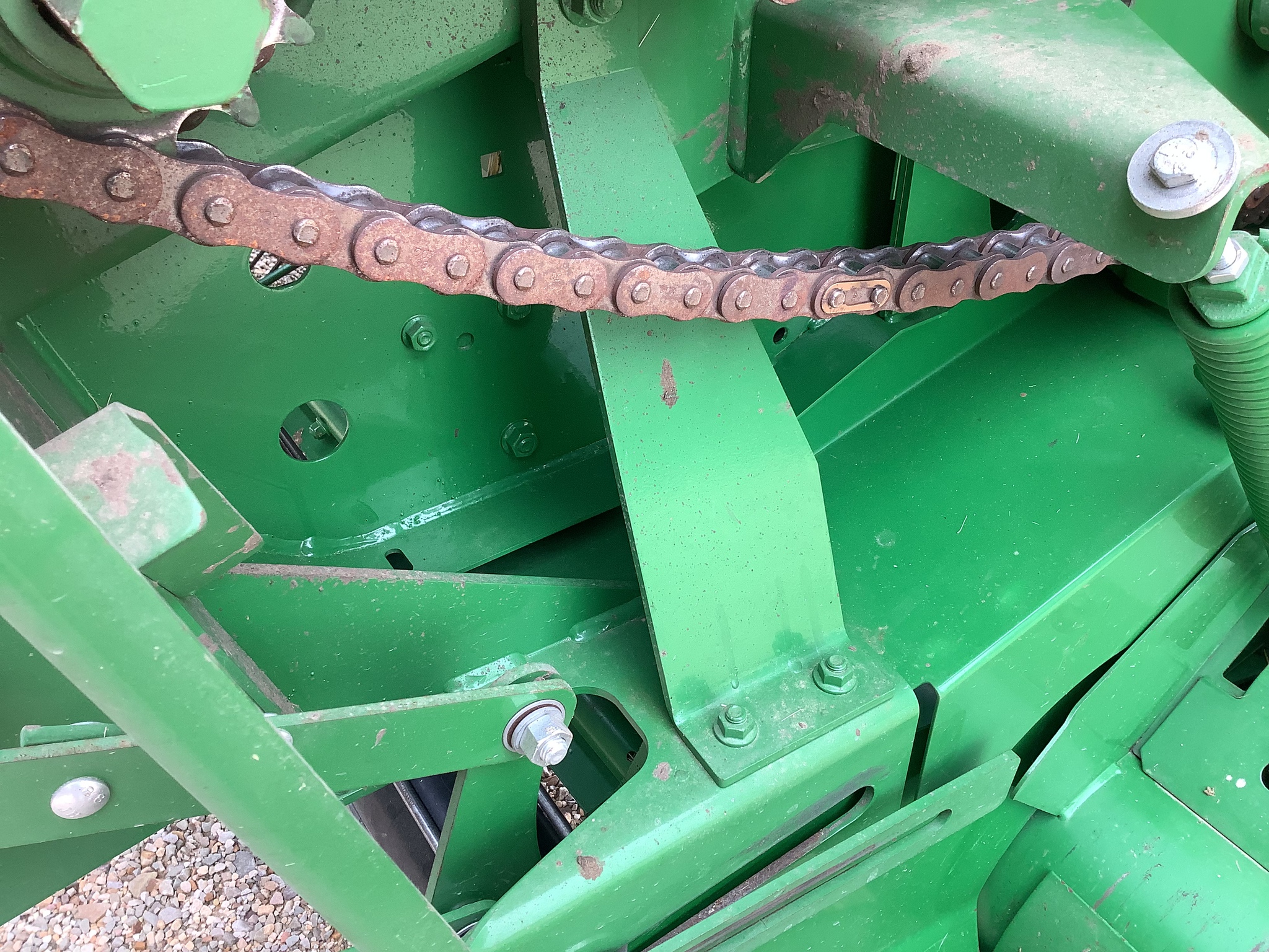 2021 John Deere 560M Image 13