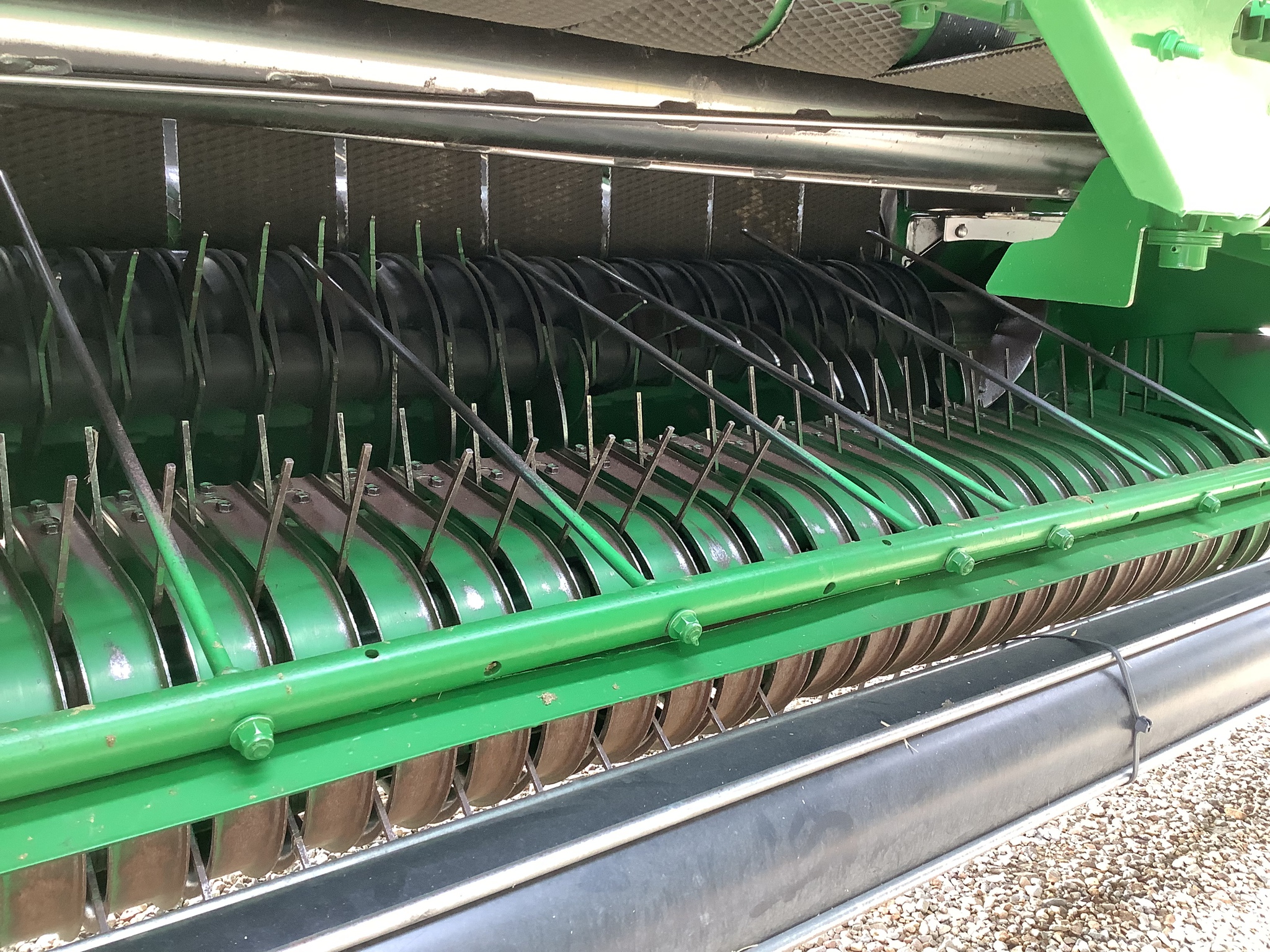 2021 John Deere 560M Image 14
