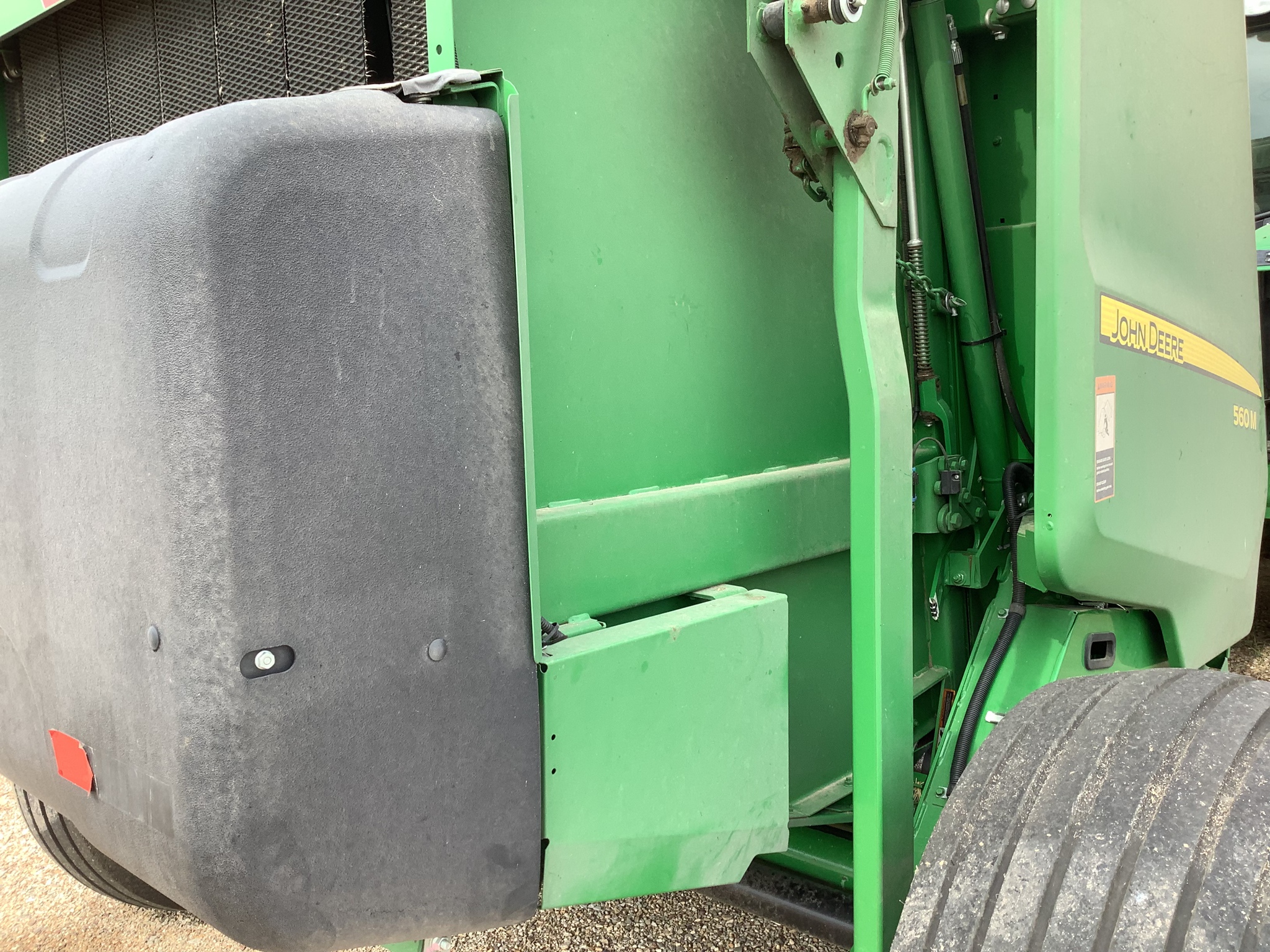 2021 John Deere 560M Image 18