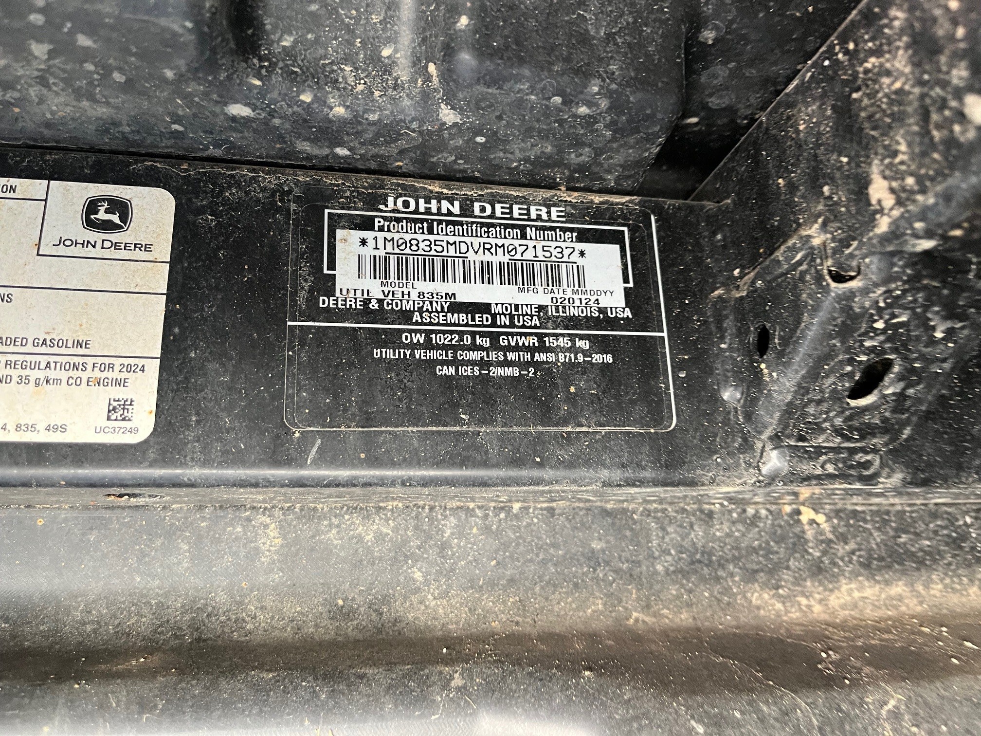2024 John Deere XUV 835M Image 13