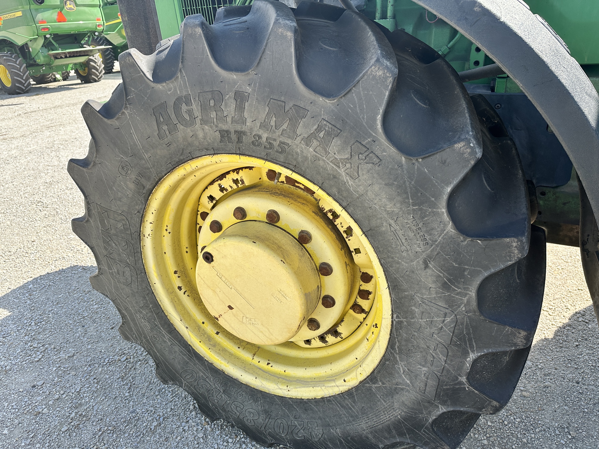  2000 John Deere 8410 at Heritage Tractor in Pontiac, IL