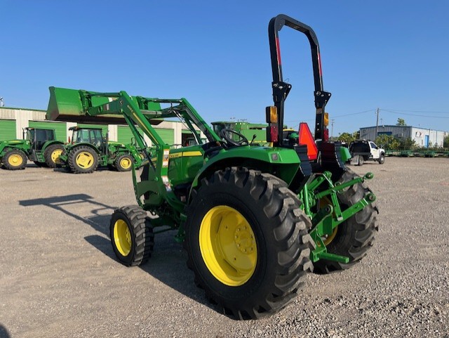 2022 John Deere 4066M Image 6