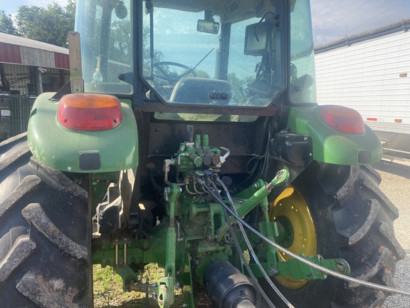 Photo of 2019 John Deere 5100E