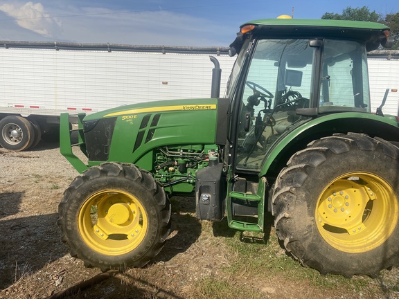 Photo of 2019 John Deere 5100E