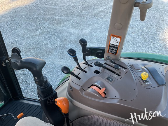Photo of 2019 John Deere 5100E