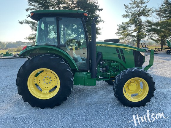 Photo of 2019 John Deere 5100E