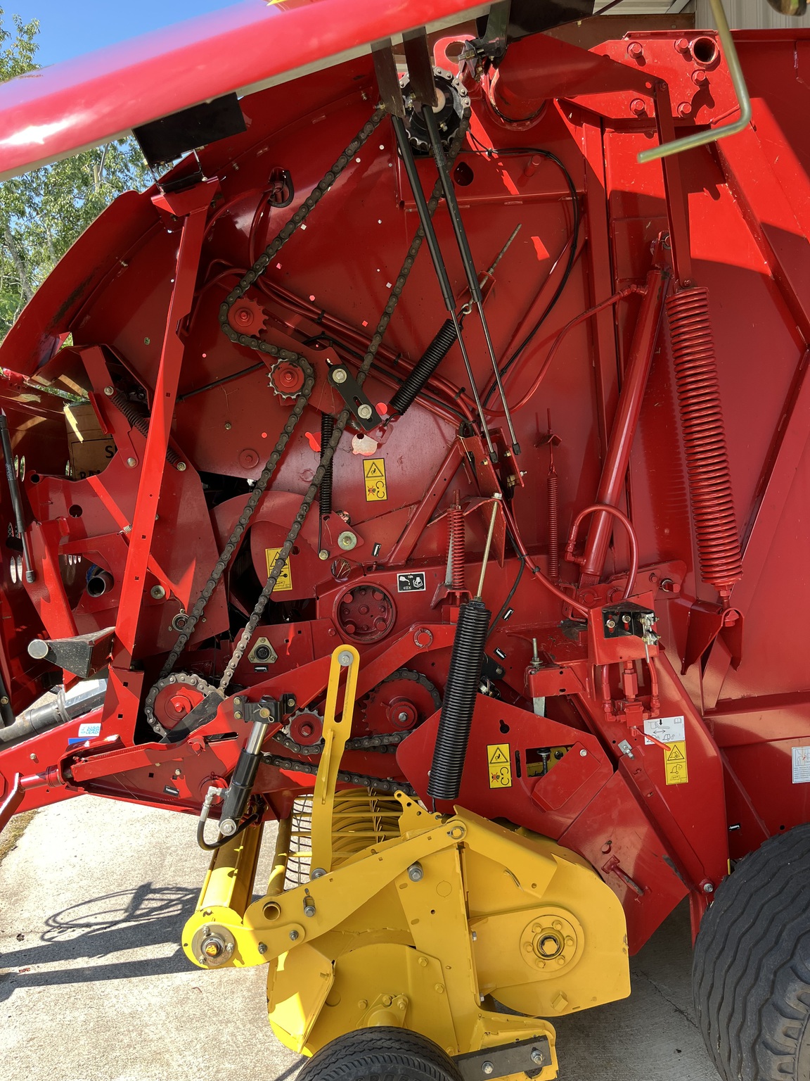 2020 New Holland RB460 Image 7