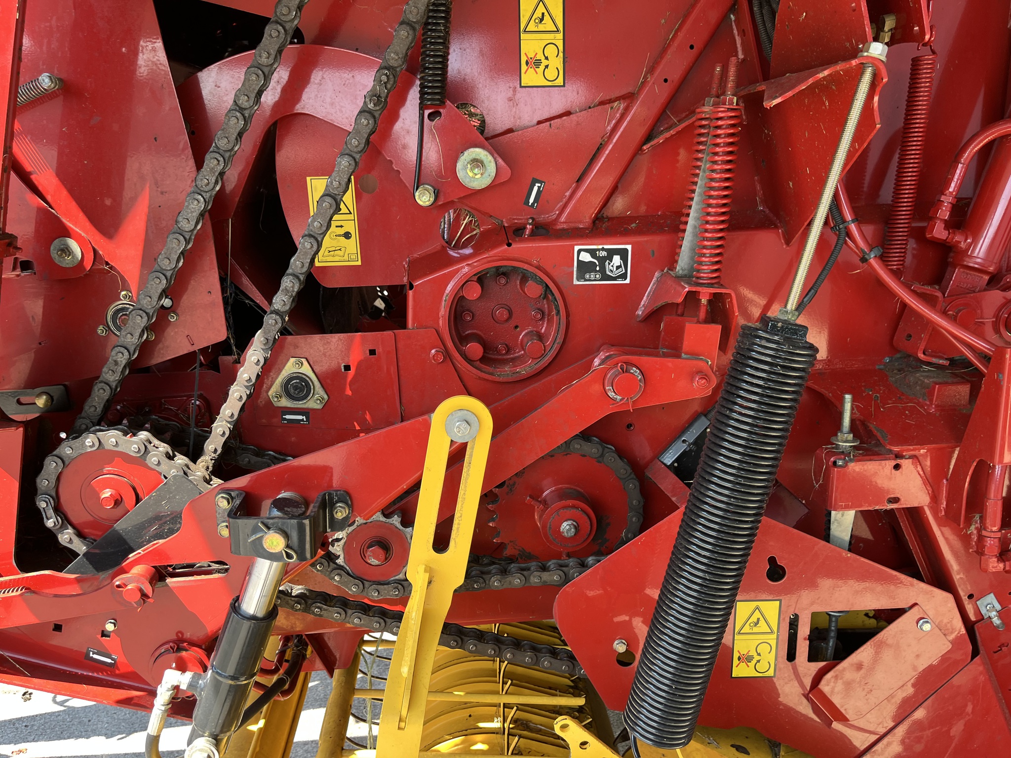 2020 New Holland RB460 Image 11