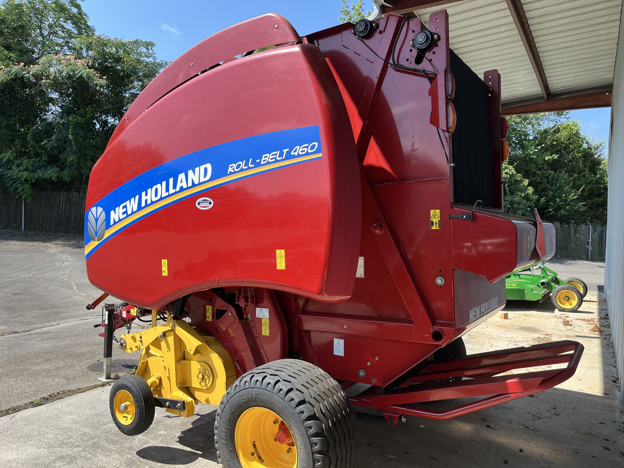 2020 New Holland RB460 Image 4