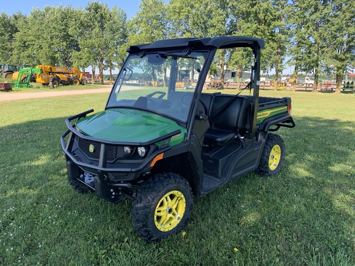 2023 John Deere XUV 835M Image 2
