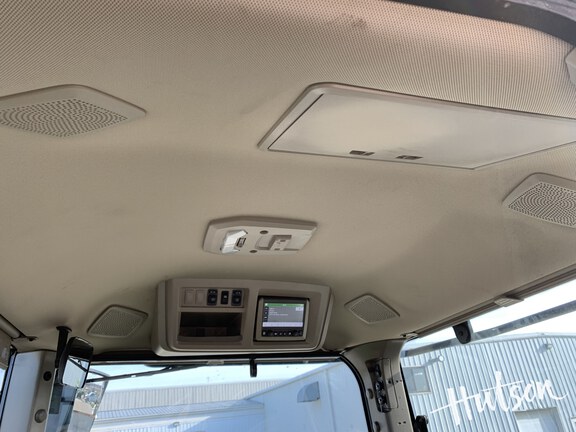 Photo of 2023 John Deere 9RX 640