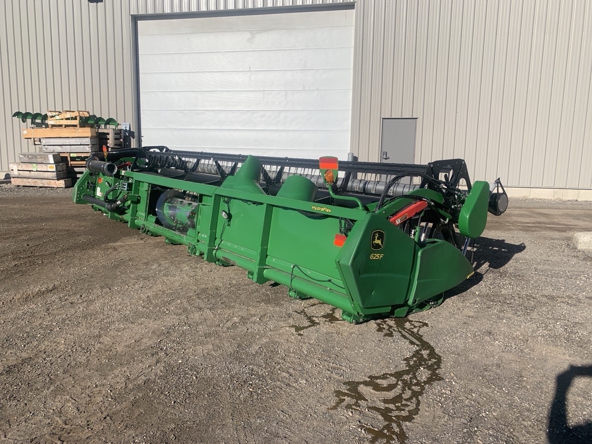 2019 John Deere 625F Image 4