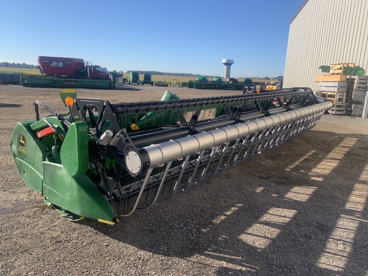 2019 John Deere 625F Image 1