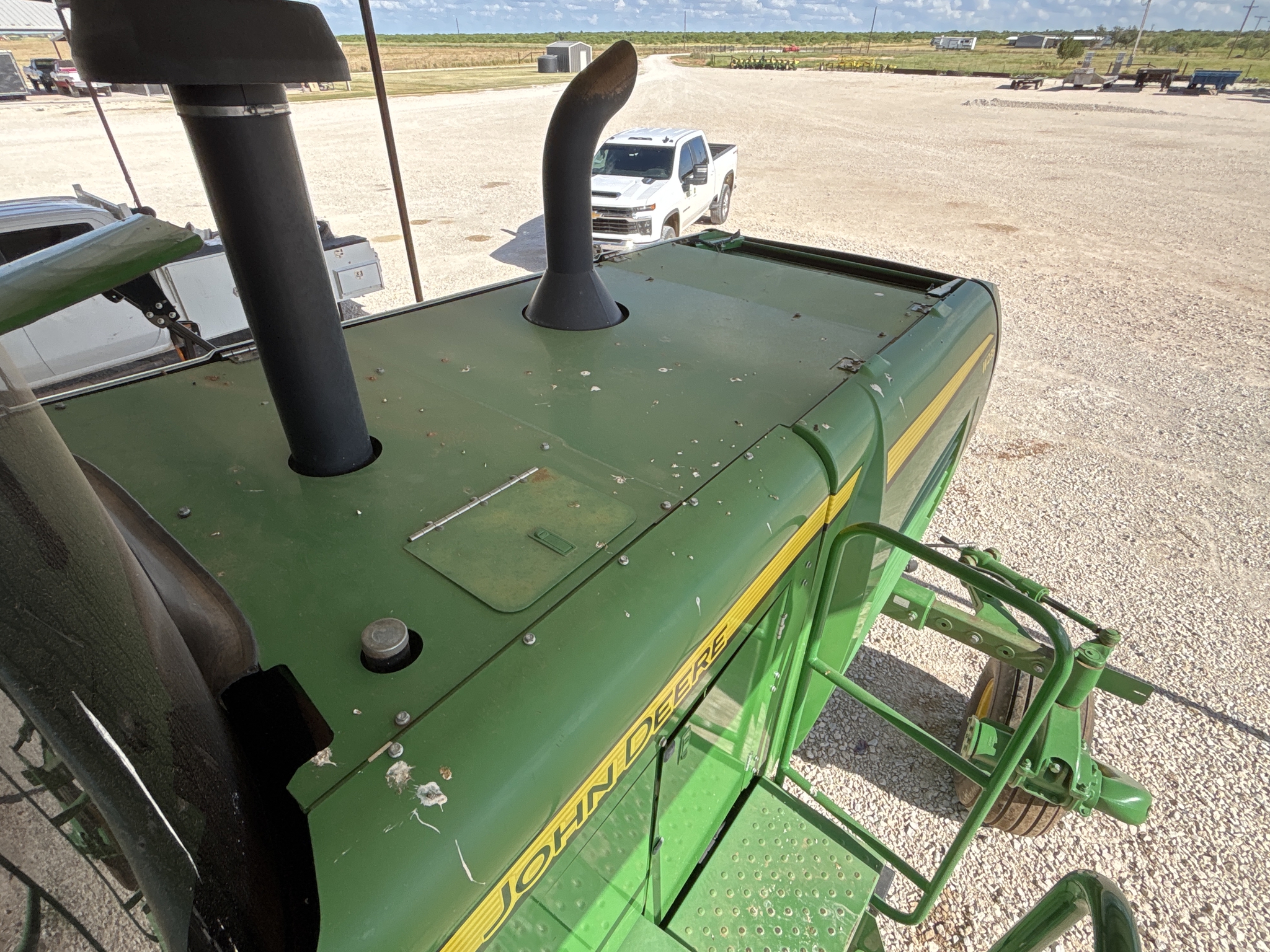 2016 John Deere W235 Image 19