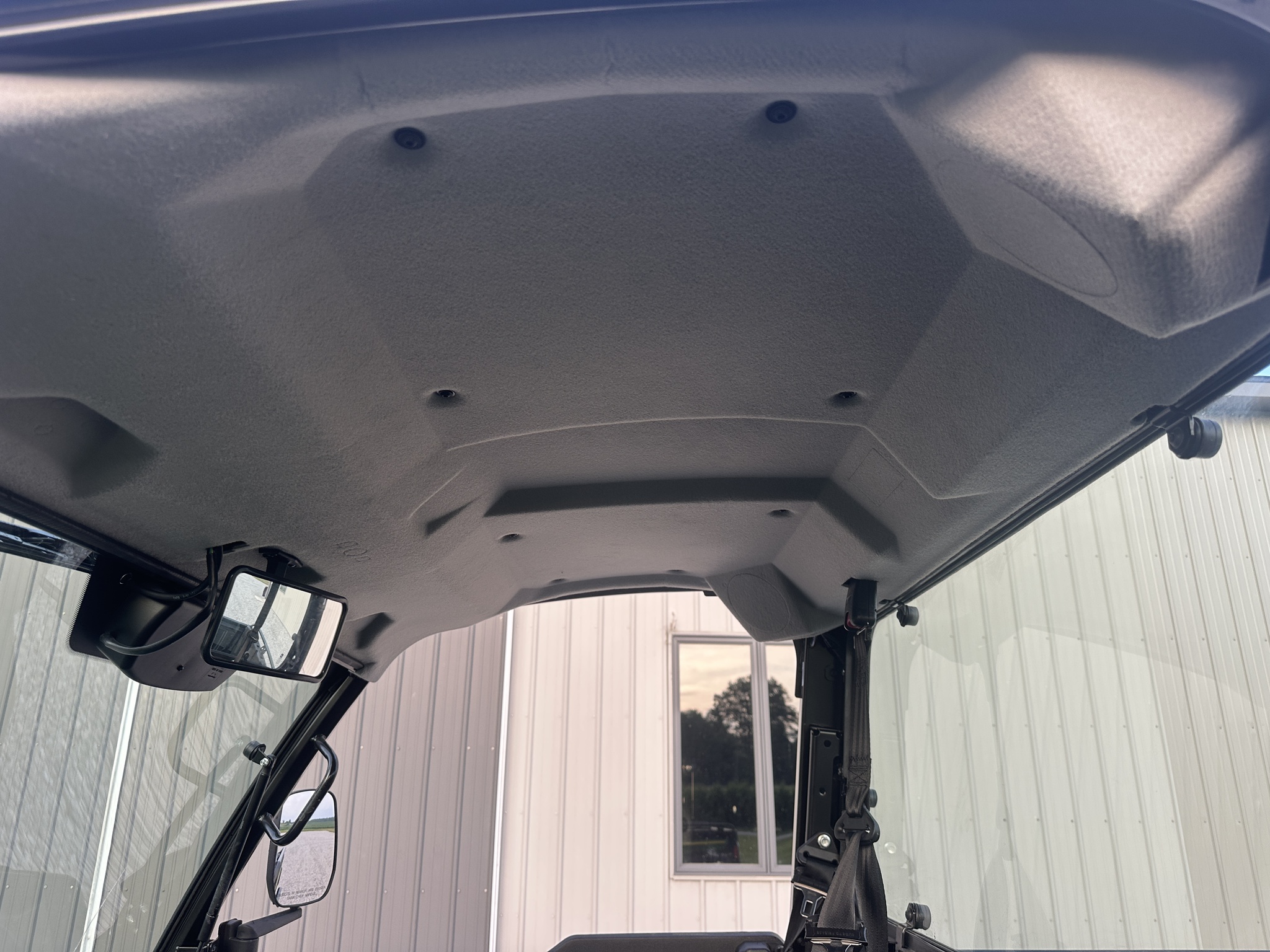 2025 John Deere XUV845M Image 13