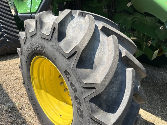 2024 John Deere X9 1000 - Photo11