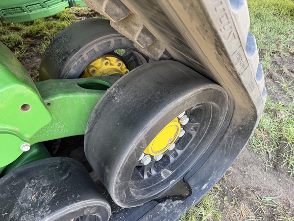 2024 John Deere X9 1000 - Photo11