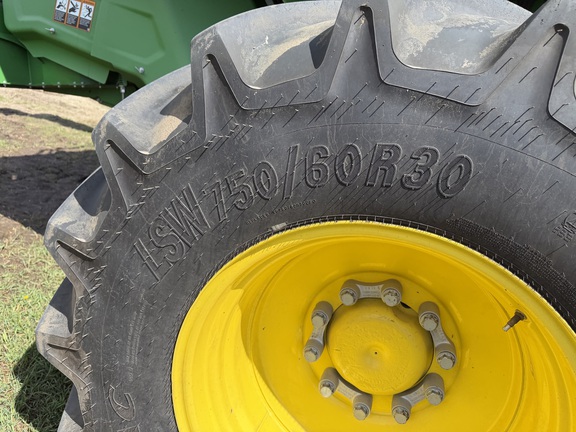 2024 John Deere X9 1000 - Photo17