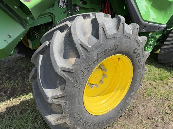 2024 John Deere X9 1000 - Photo18
