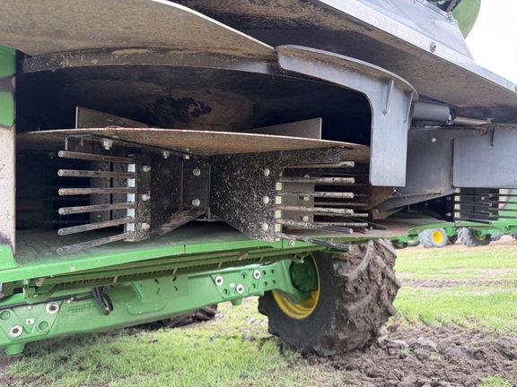 2024 John Deere X9 1000 - Photo34