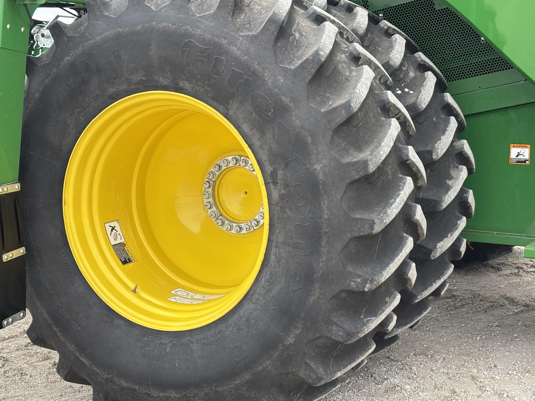  2024 John Deere S780 at Heritage Tractor in Macomb, IL