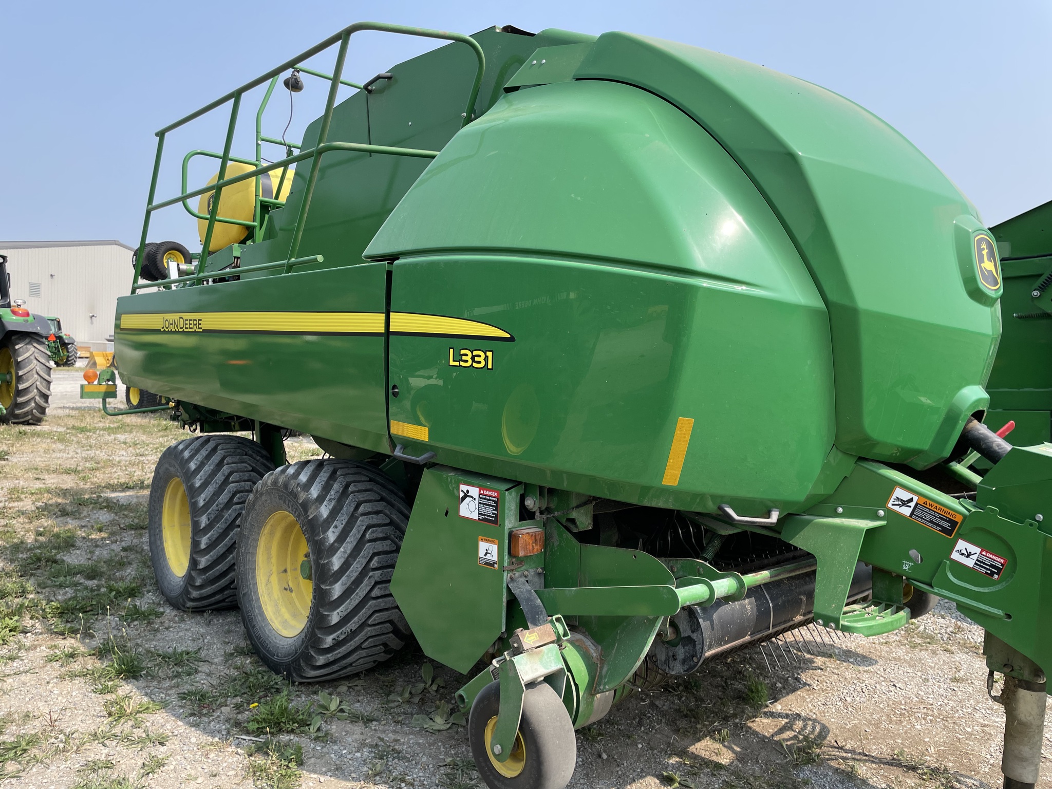 2020 John Deere L331 Image 1