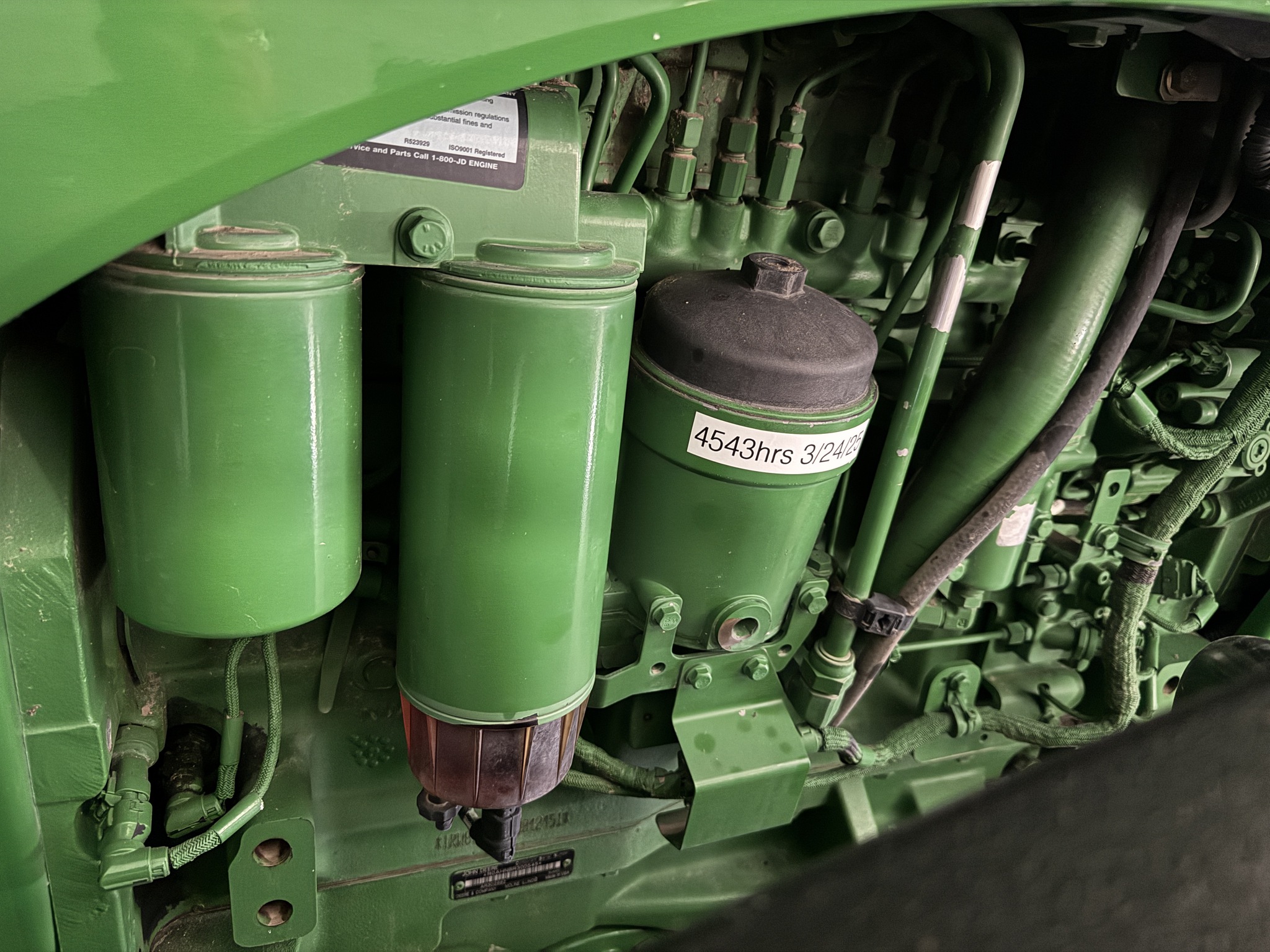 2011 John Deere 8360R Image 9