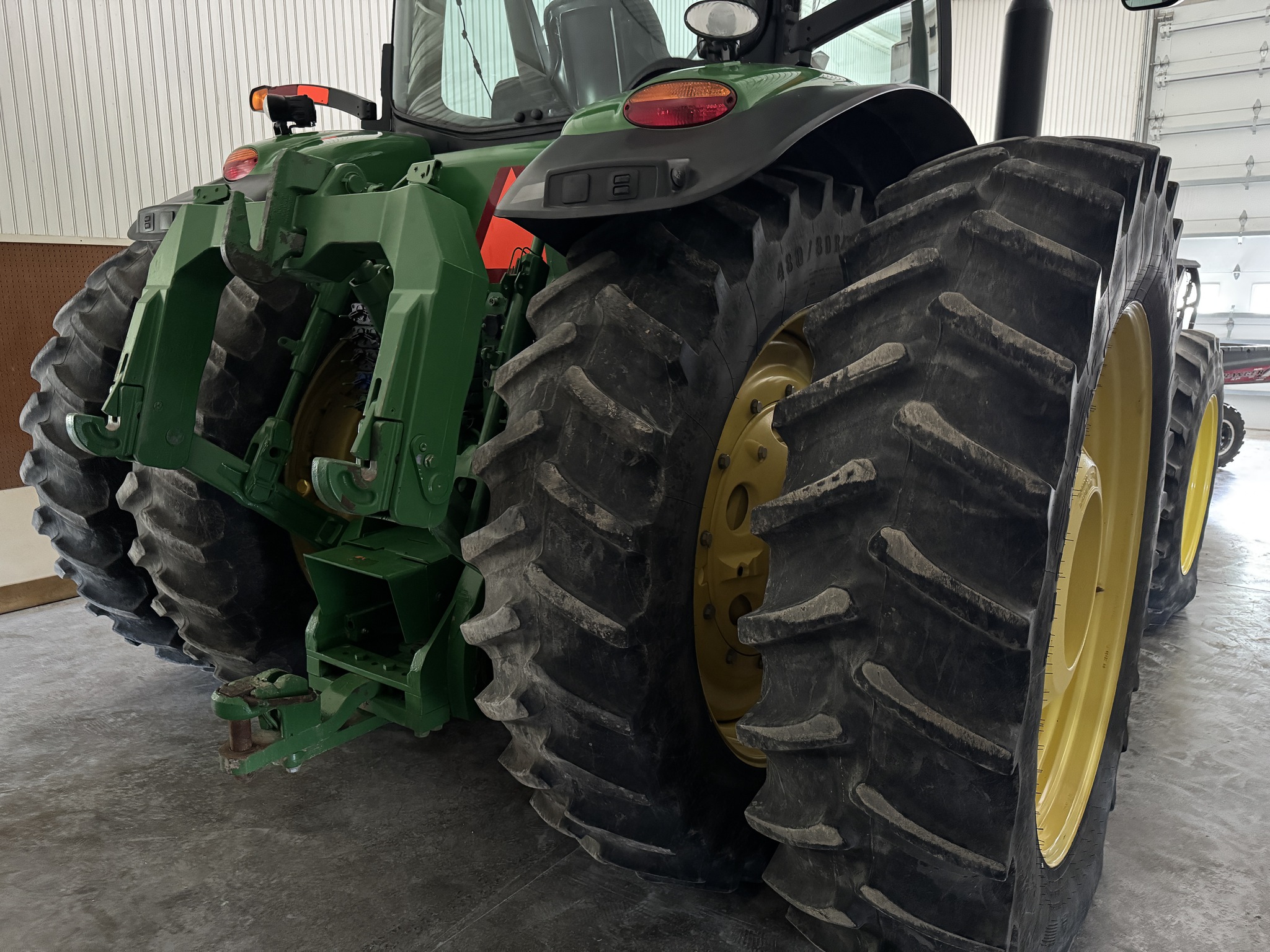 2011 John Deere 8360R Image 12