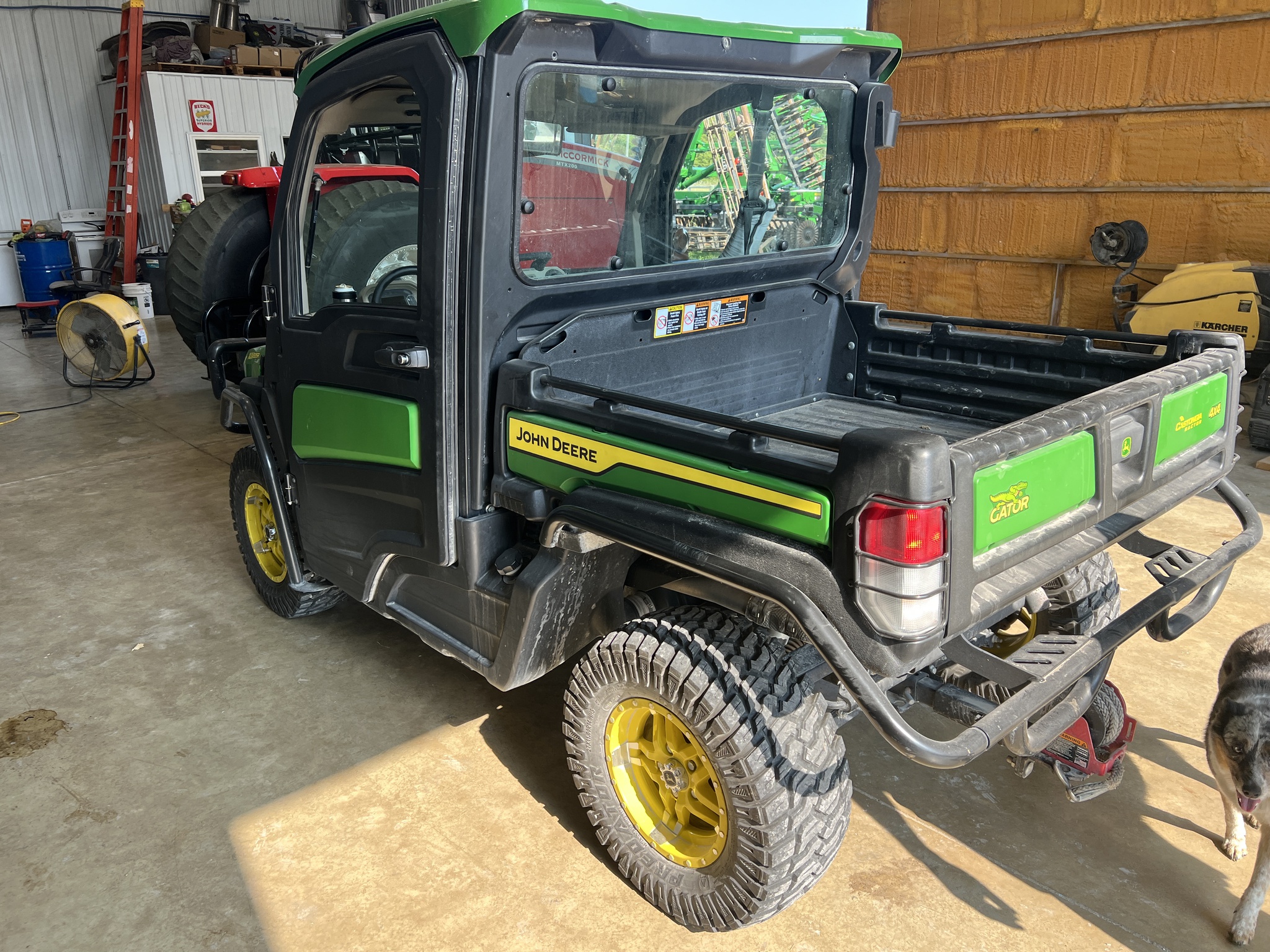 2022 John Deere XUV 835R Image 3