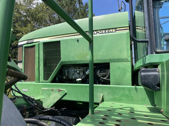 2003 John Deere 4710 Photo 8