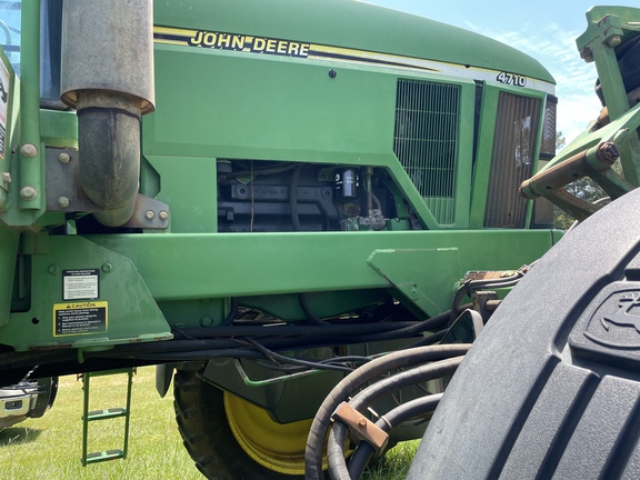 2003 John Deere 4710 Photo 6