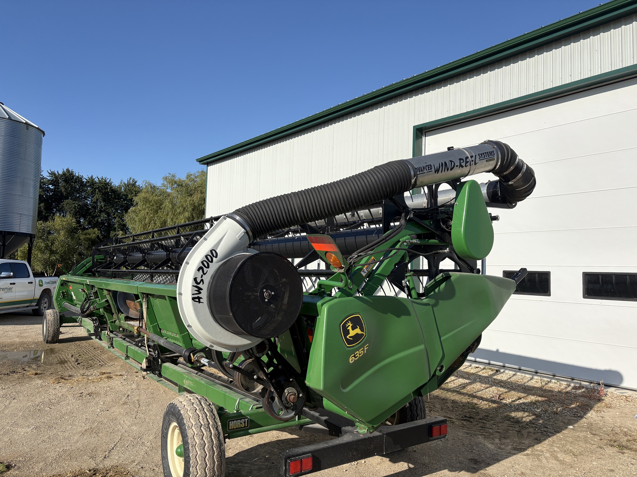 2012 John Deere 635F Image 7
