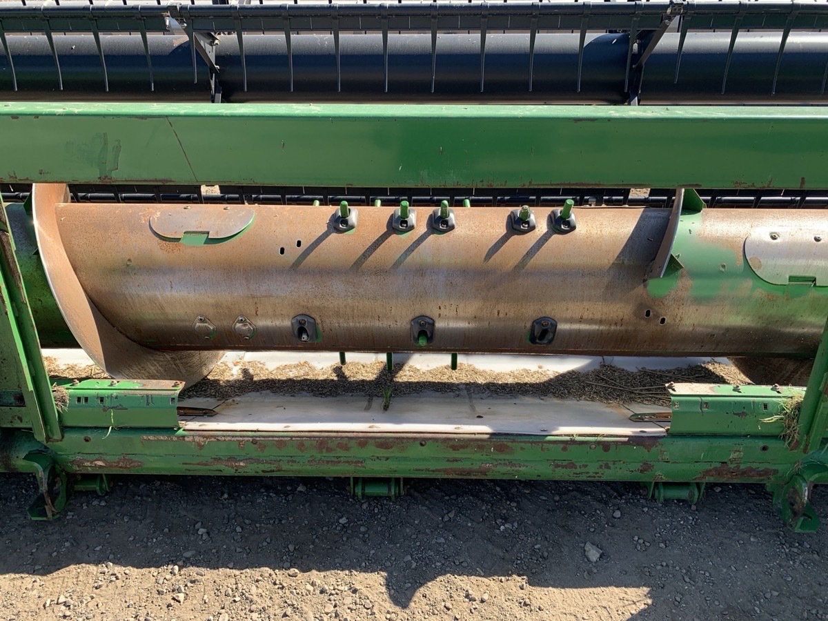 2012 John Deere 635F Image 5